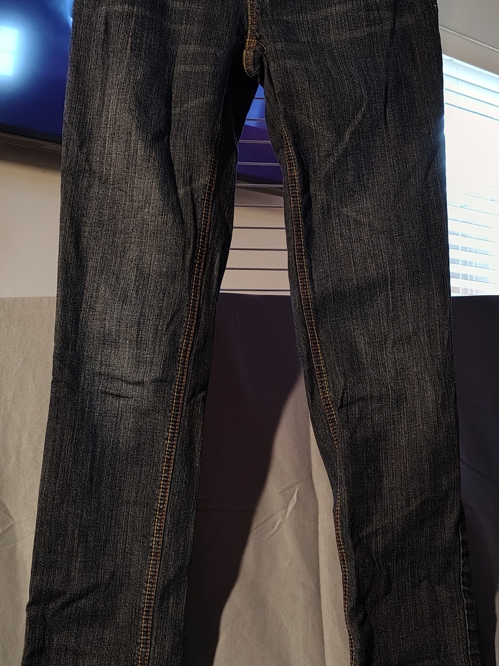 Classic Women’s Dark Wash Denim Jeans - Dark Blue
